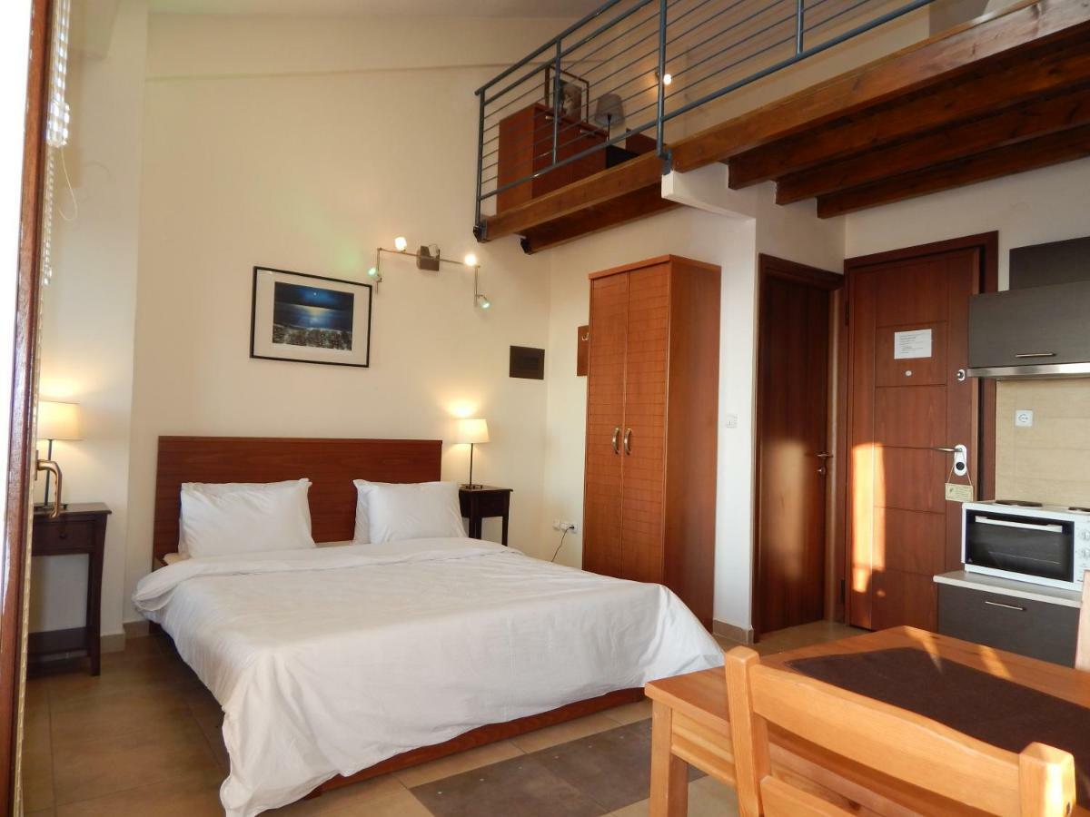 Kripis Studio Thessalonique Extérieur photo